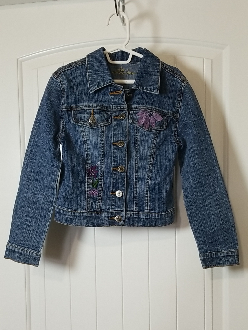 Arizona Jean Company Blue Denim Jacket with Purple Floral & Pearl Accents Size S